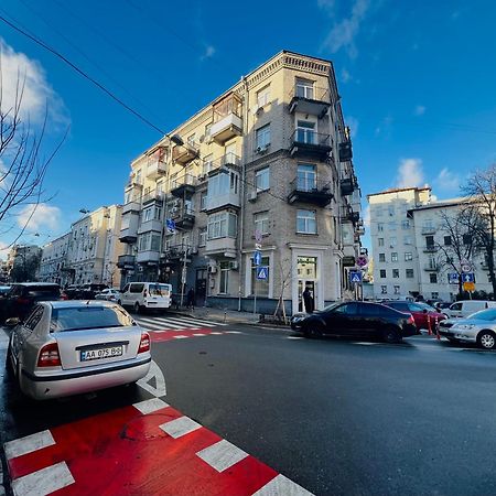 Kyiv Old Town Apartment Near Golden Gate Exterior foto